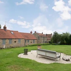  Lodge Sands Farm