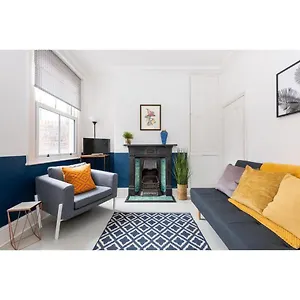  Apartment Bright & Beautiful Period - Pass The Keys